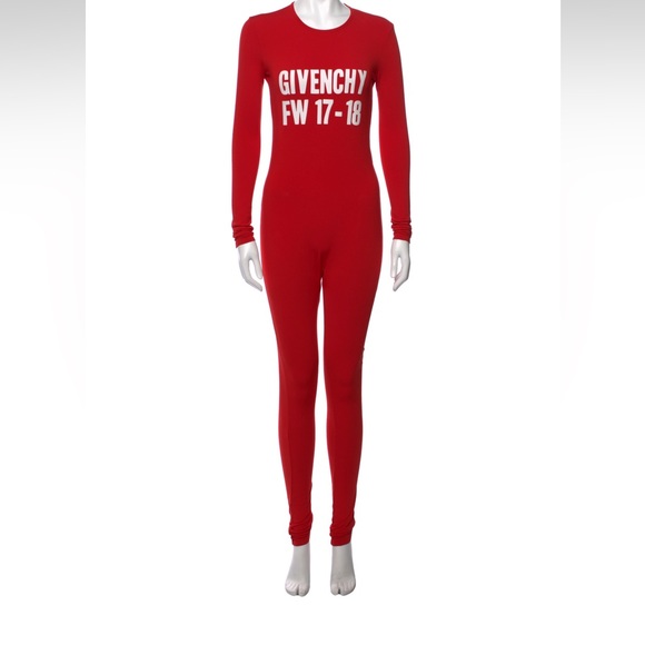 Givenchy Red FW 17-18 on front size medium - Picture 2 of 9